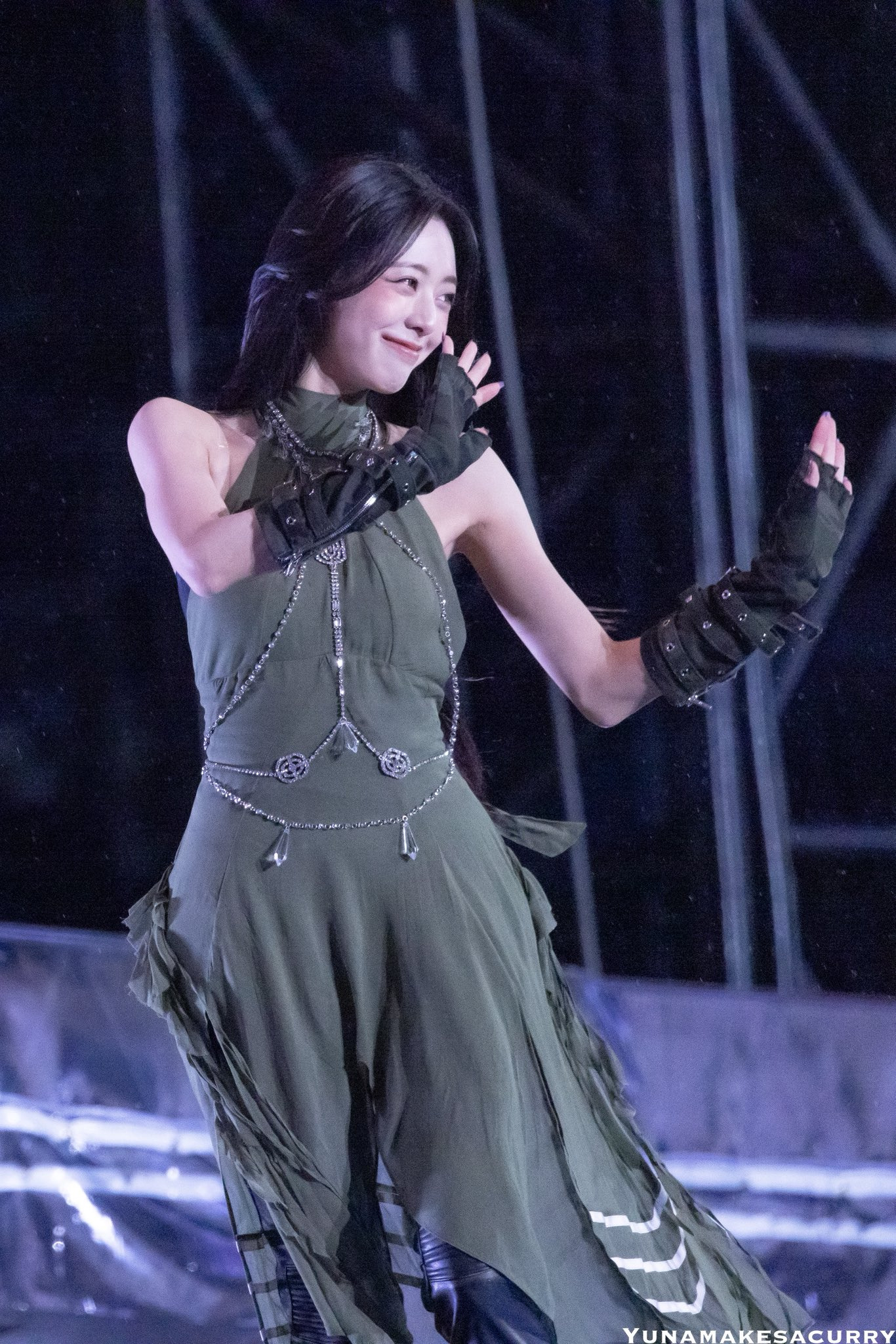 (스압)여자여자한 ITZY 유나.jpgif | 인스티즈