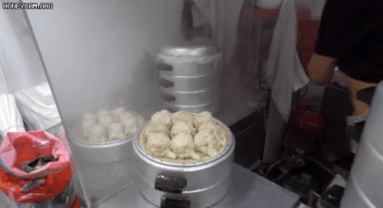 사람들이 줄서서 사간다는 4000원짜리 만두...jpgif | 인스티즈