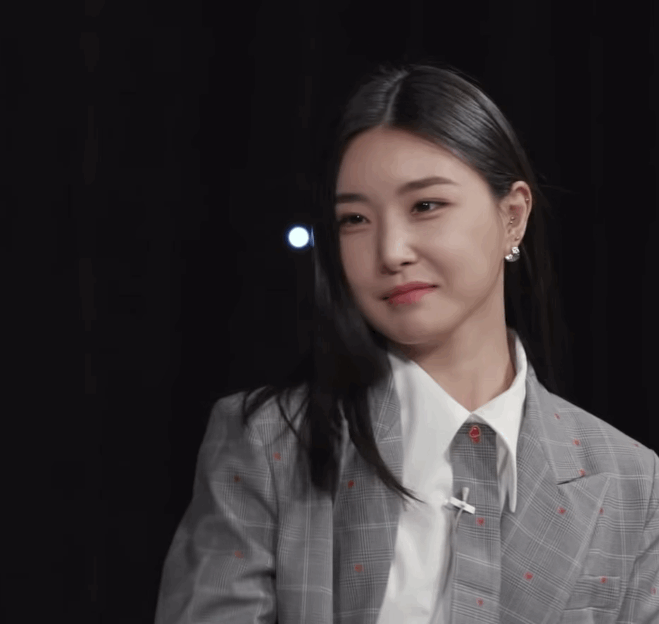 화려한 이목구비는 아니지만 개성있게 이쁜 쁘걸 유나 | 인스티즈