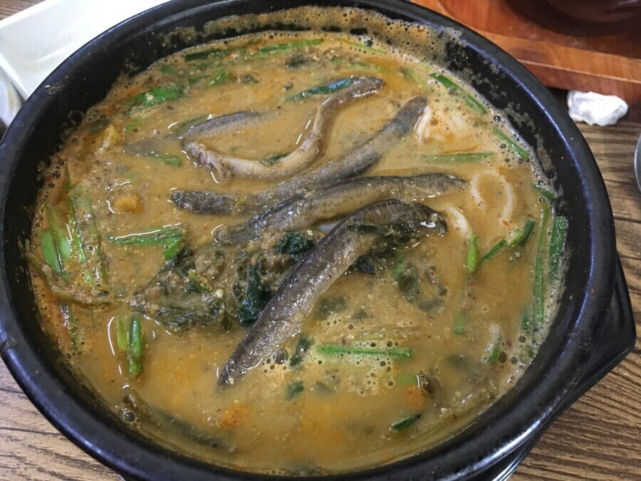 한국인도 메불메 갈리는 국밥들 | 인스티즈