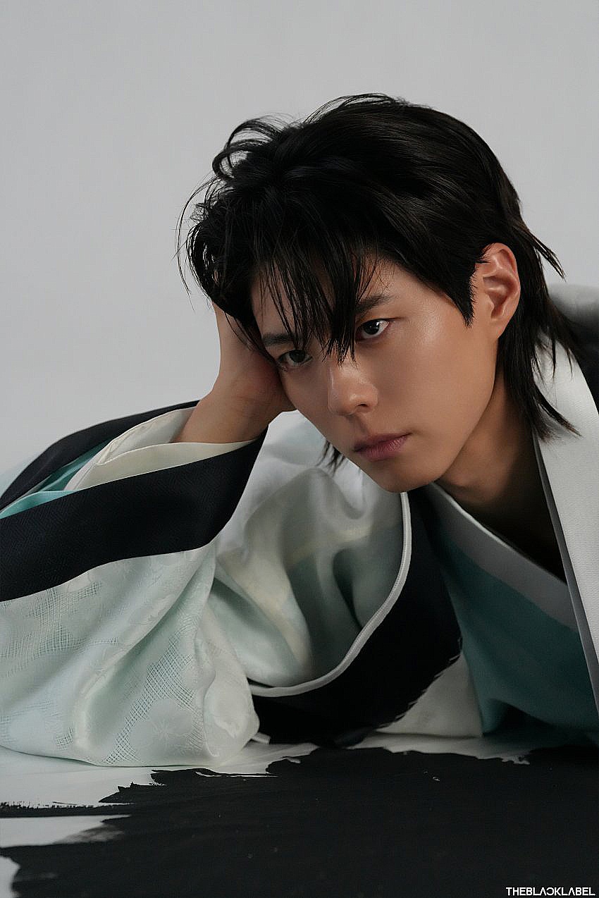 박보검 한복화보 b컷수준 | 인스티즈