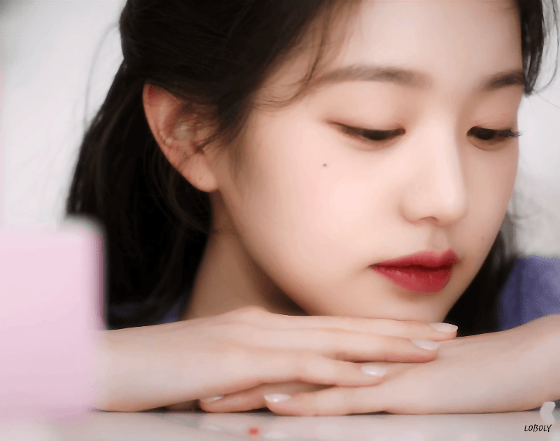 19살인데 데뷔 5주년인 천상 아이돌 장원영.jpgif | 인스티즈