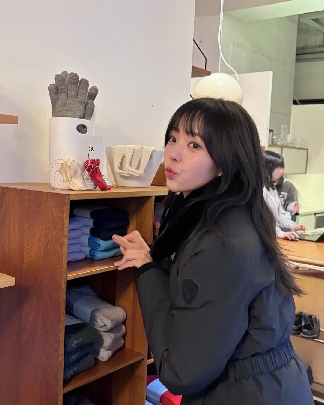 32살에도 매력적인 배우 채수빈 근황.JPG | 인스티즈