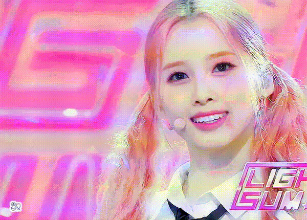 얼른 더 떴으면 하는 신인 여자 아이돌 걸그룹 덕후몰이상 3인방 .gif | 인스티즈