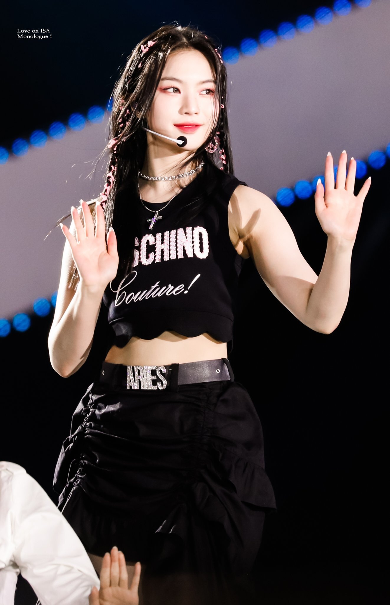 최근 스테이씨 아이사 스타일링 .jpg | 인스티즈