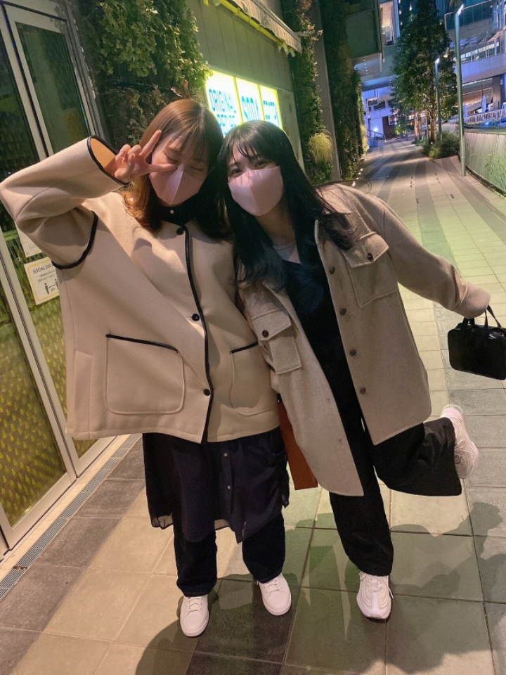 레즈비언 AV에서 친해진 배우들 | 인스티즈