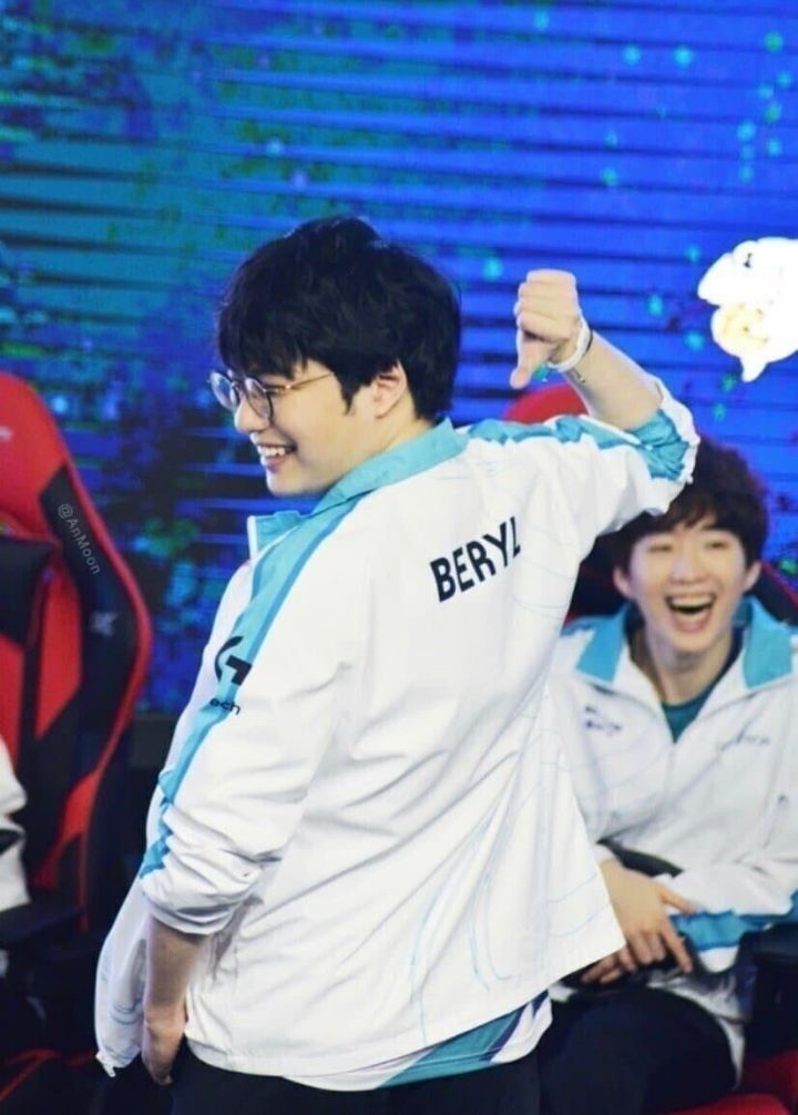 이렇게 보니까 의외로 잘생긴 프로게이머 | 인스티즈