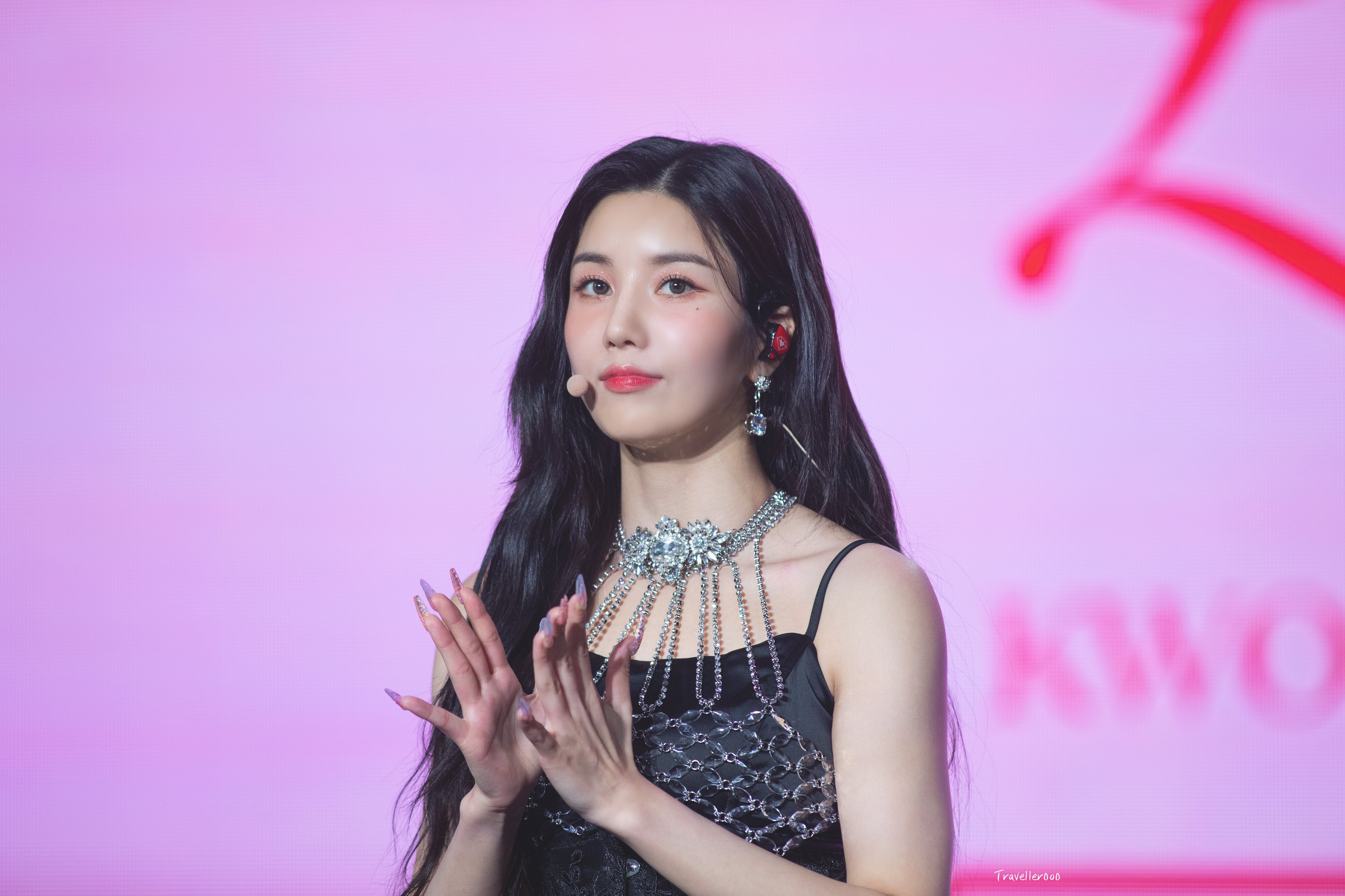 (스압)더 예뻐진 최근 권은비.jpgif | 인스티즈