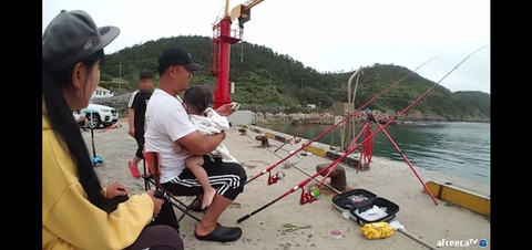 낚시하다 아이가 물에 빠졌단 소리를 들은 인터넷 방송인.JPG | 인스티즈