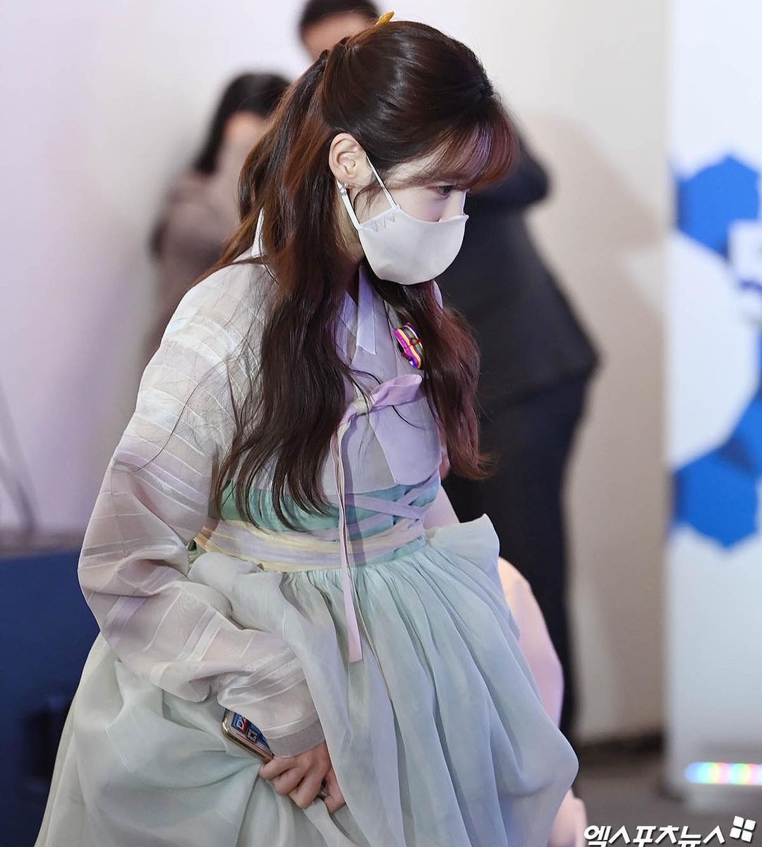 오늘자 한복입은 전효성 인스타 .........jpg | 인스티즈