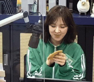 역술인이 말하는 레드벨벳 웬디 사주.gif | 인스티즈