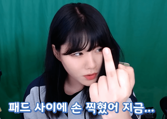 손가락이 짧은 소니쇼.gif | 인스티즈