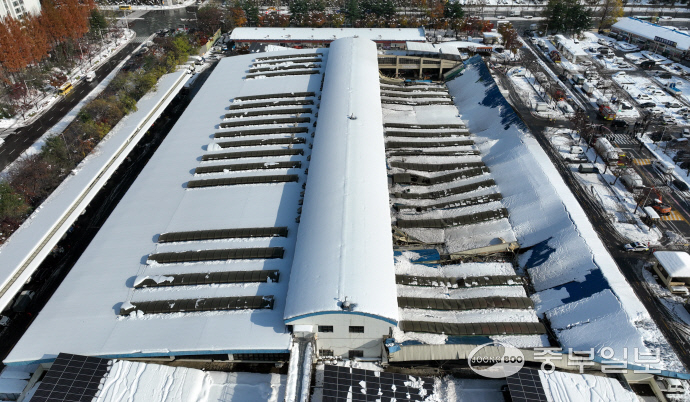 오늘자 안양 농수산물도매시장 붕괴 당시 영상 ..news | 인스티즈