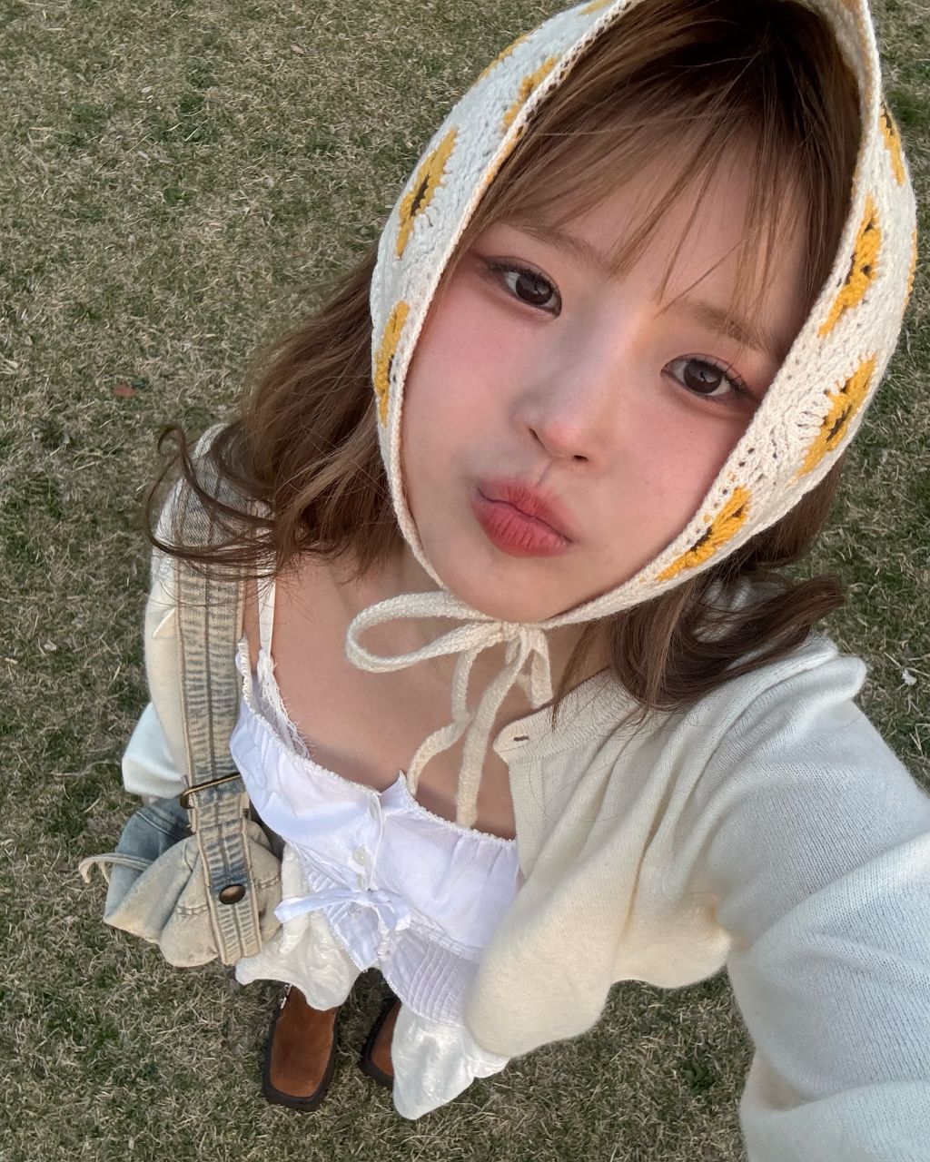 27살인데도 귀여운 프로미스나인 송하영 | 인스티즈