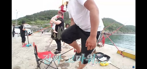 낚시하다 아이가 물에 빠졌단 소리를 들은 인터넷 방송인.JPG | 인스티즈