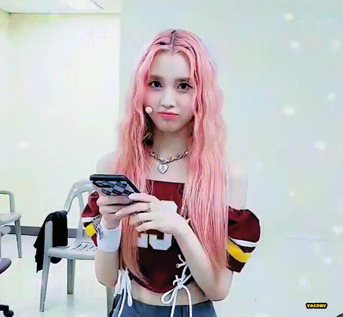 얼른 더 떴으면 하는 신인 여자 아이돌 걸그룹 덕후몰이상 3인방 .gif | 인스티즈