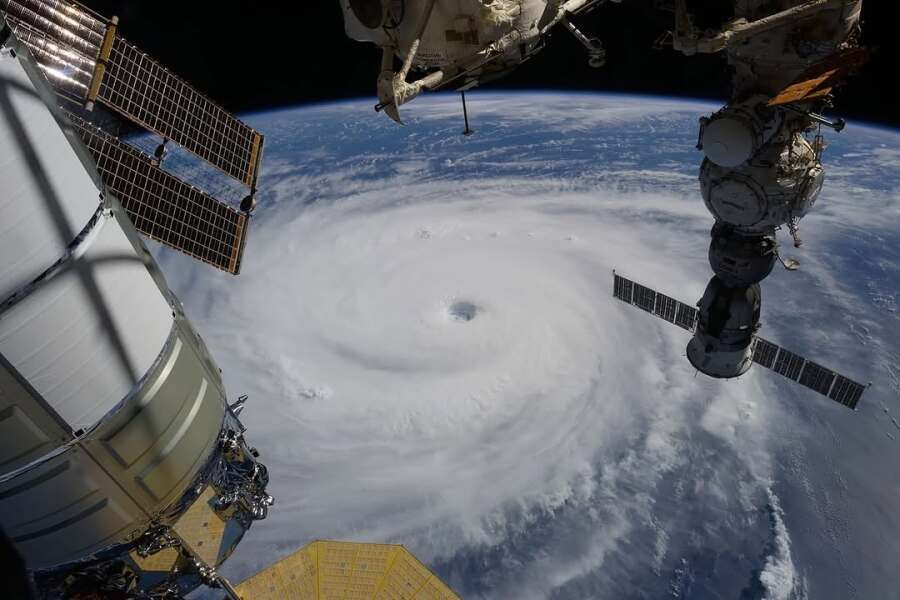 인공위성에서 본 태풍 | 인스티즈