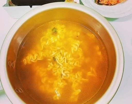 야심한 밤 라면 짤 | 인스티즈