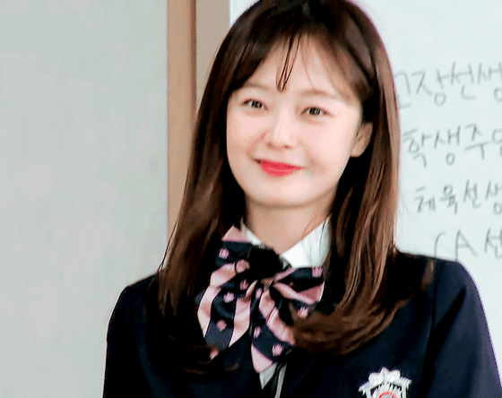 웃을때 코찡긋이 매력적인 전소민.gif | 인스티즈