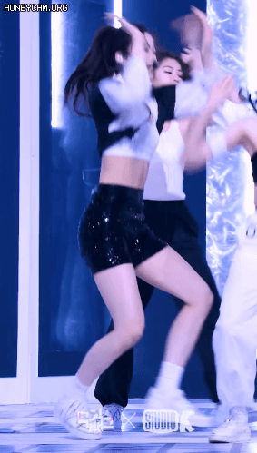 15년 간 발레를 한 카즈하에겐 감동이 있다.gif | 인스티즈