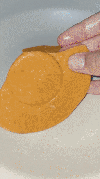 오징어게임 달고나 도전한 외국인들.gif | 인스티즈