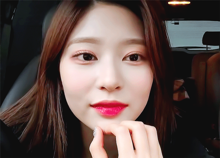 아이즈원 민주 얼굴 근황ㄷㄷㄷ.gif (스압) | 인스티즈