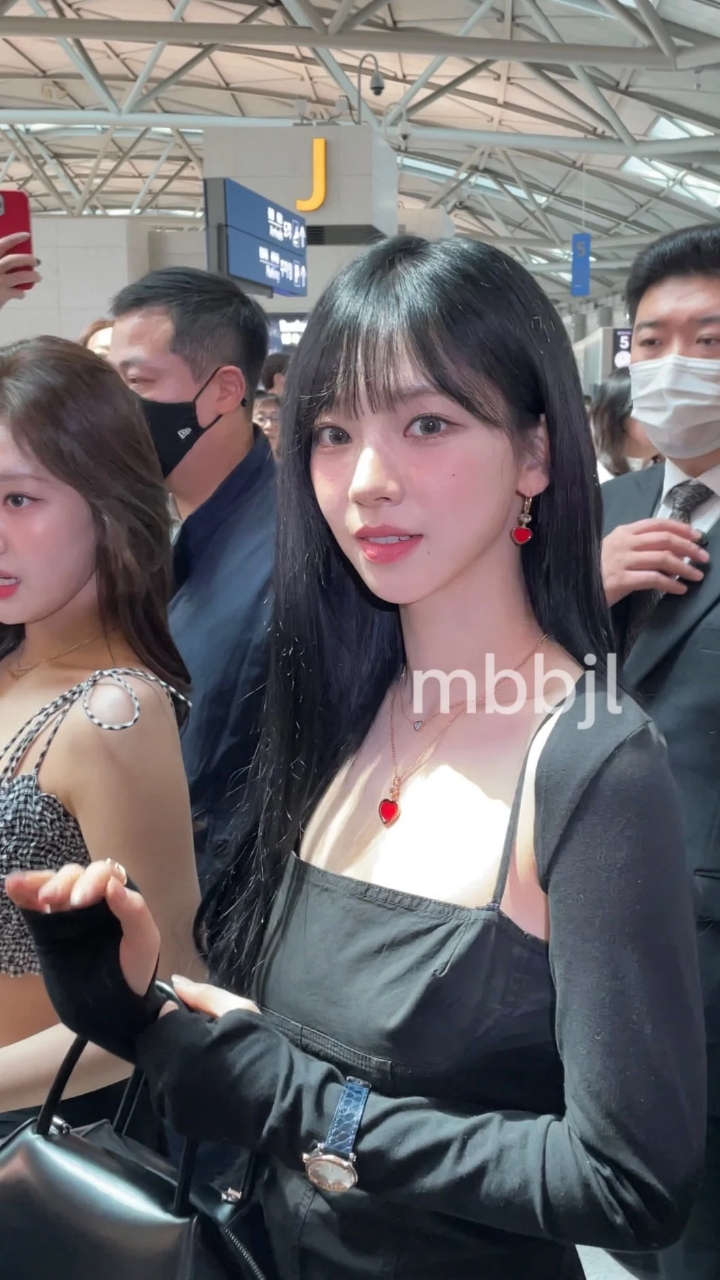 오늘자 진짜 거의 왔다는 카리나 실사 | 인스티즈