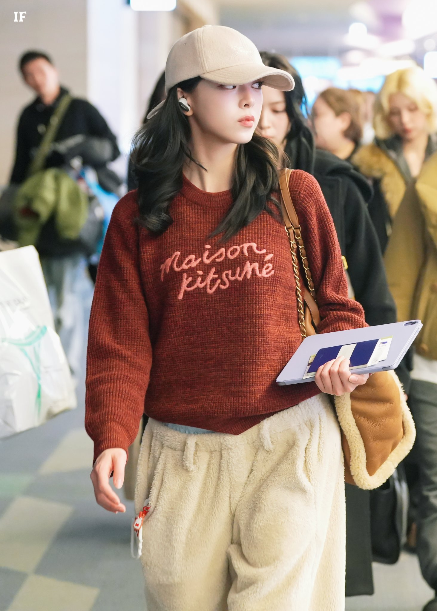 (스압)여자여자한 ITZY 유나.jpgif | 인스티즈