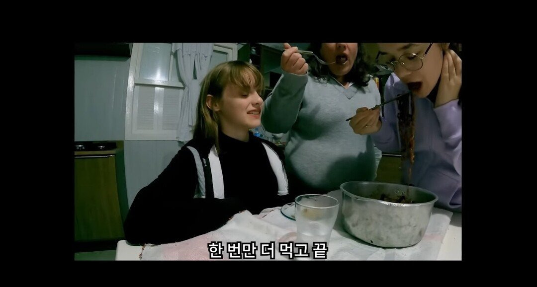 브라질 사람들도 똑같은 짜파게티 국룰.jpg | 인스티즈