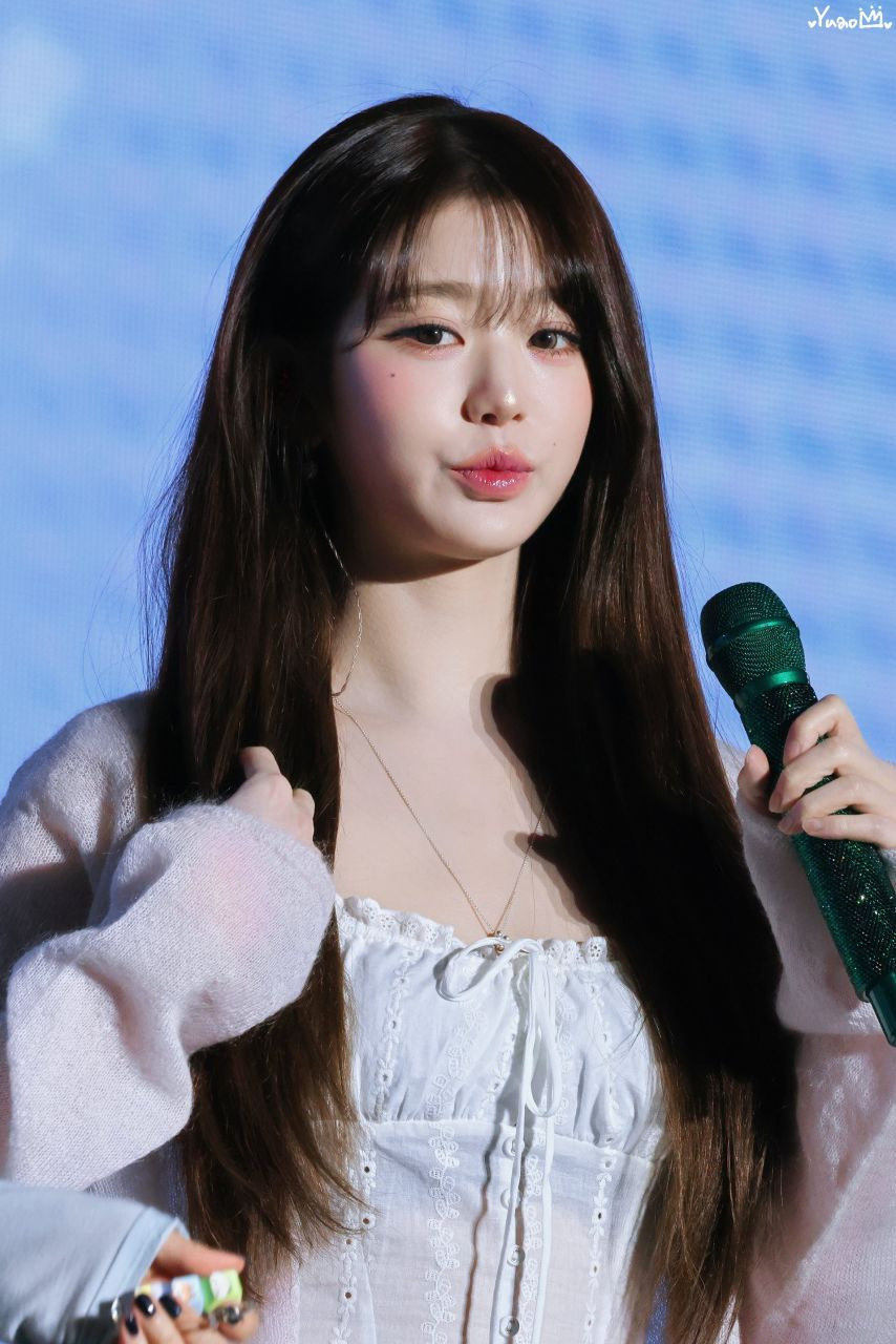 비주얼 살벌하다는 어제자 아이브 장원영 | 인스티즈