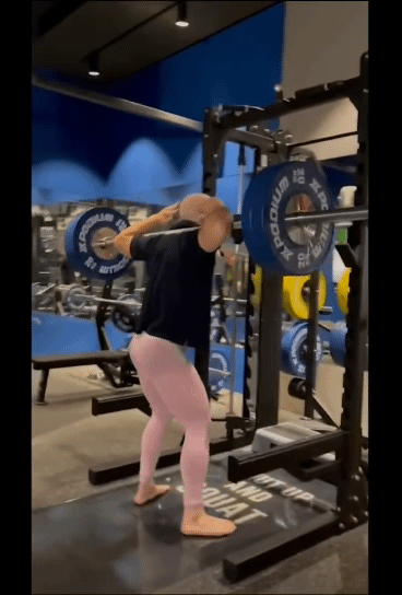 대 유행중이지만 제대로 추기 힘든 춤.gif | 인스티즈