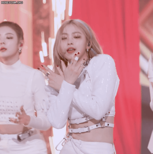 무대에서 좀 치는 류진 | 인스티즈
