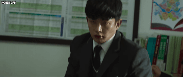 볼펜으로 일진 눈을 찔러버렸어요.... | 인스티즈