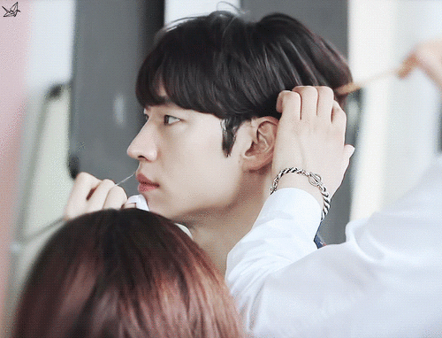 성형외과의사들이 성형으로도 못만든다고 말한 연예인 콧대 | 인스티즈