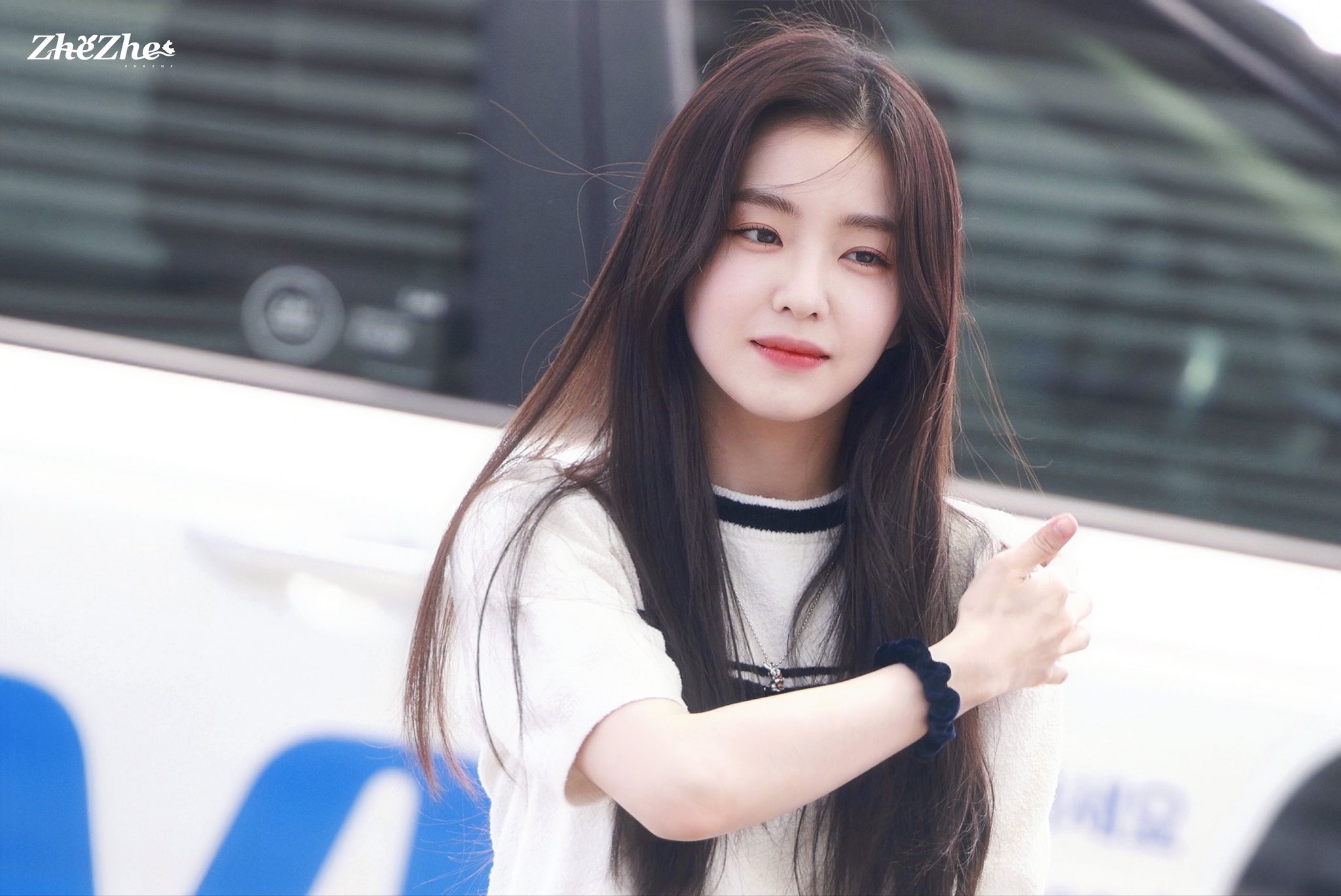 최근 공항 출국하는 아이린.jpgif | 인스티즈