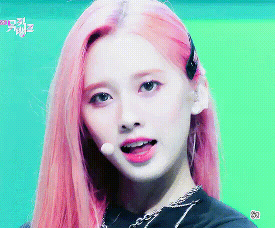 얼른 더 떴으면 하는 신인 여자 아이돌 걸그룹 덕후몰이상 3인방 .gif | 인스티즈