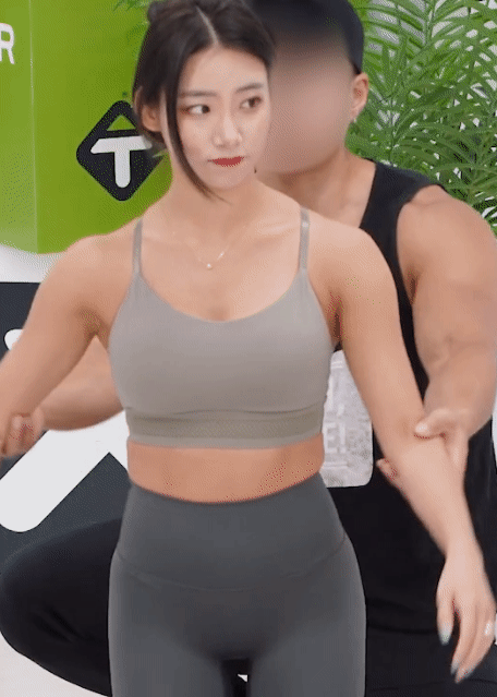 매력적인 운동하는 처자.gif 매력적인 운동하는 처자 - 