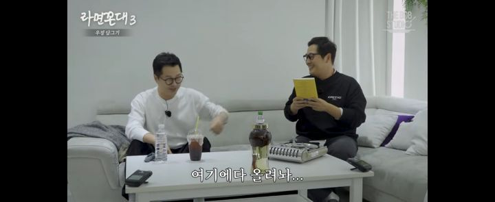 책쓴 저자가 자기책을 보지 못하는 이유 | 인스티즈