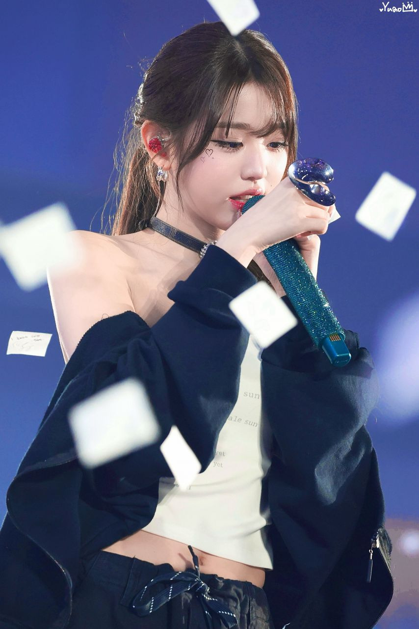 비주얼 살벌하다는 어제자 아이브 장원영 | 인스티즈