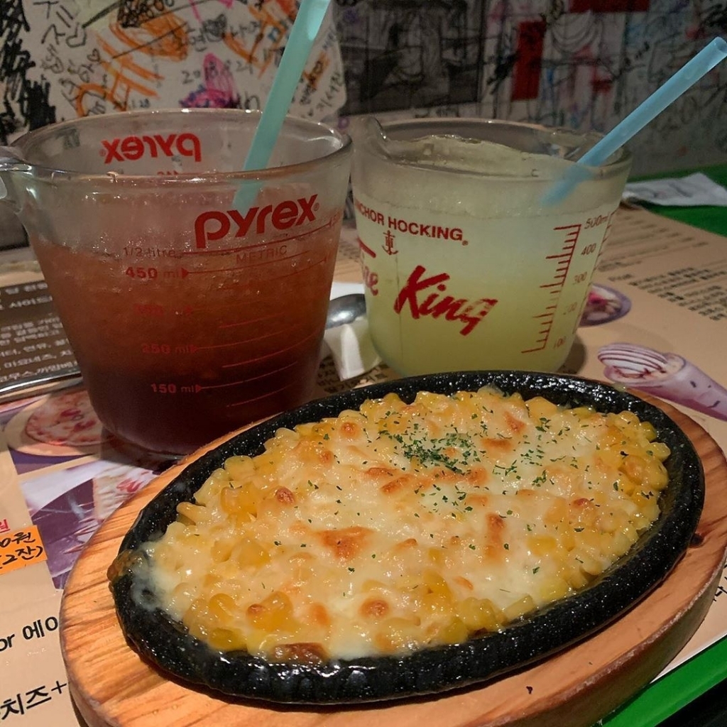 식당에서 나오는 철판 옥수수콘치즈......jpg | 인스티즈