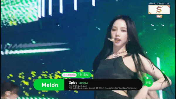 오늘자 인기가요 흑발로 돌아온 카리나.gif | 인스티즈