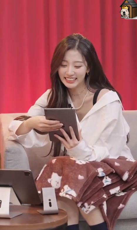 알몸으로 설거지한다는 걸그룹 멤버 | 인스티즈