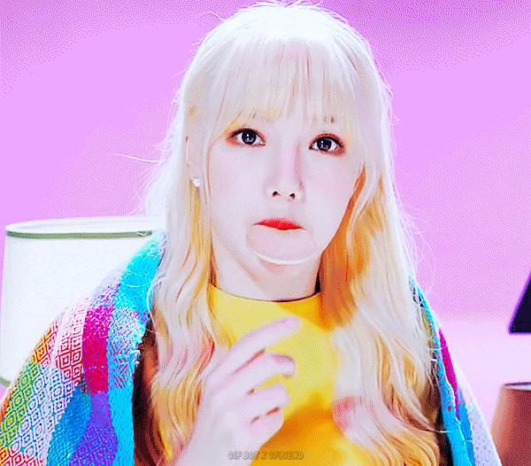 귀엽고 사랑스러운 덕후몰이상 여자아이돌들 .gif | 인스티즈