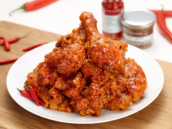 양념치킨이랑 의외로 잘어울리는 반찬 | 인스티즈