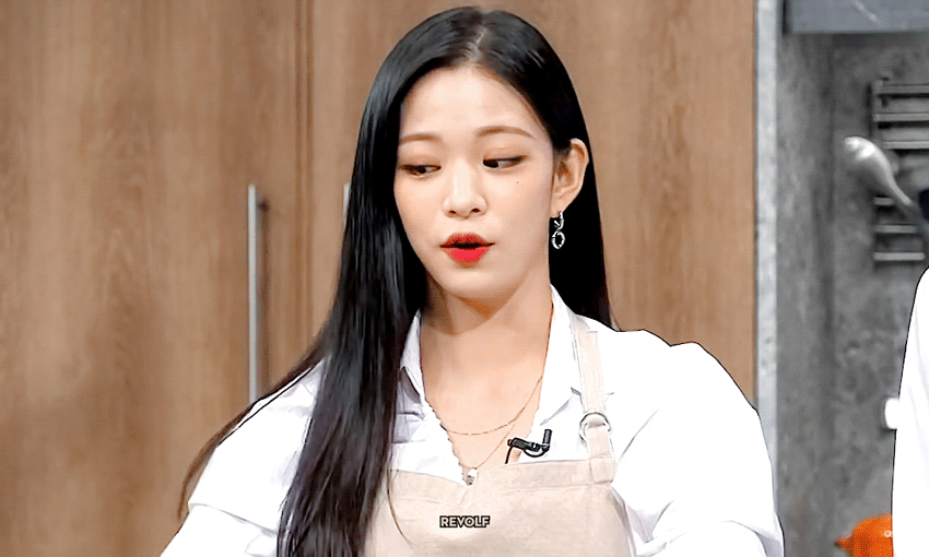 (스압)얼굴도 몸매도 이쁜 프로미스나인 이채영.jpgif | 인스티즈