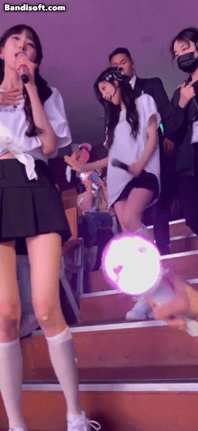 봐도 봐도 늘 새로운 아이브 장원영 다리길이.gif | 인스티즈