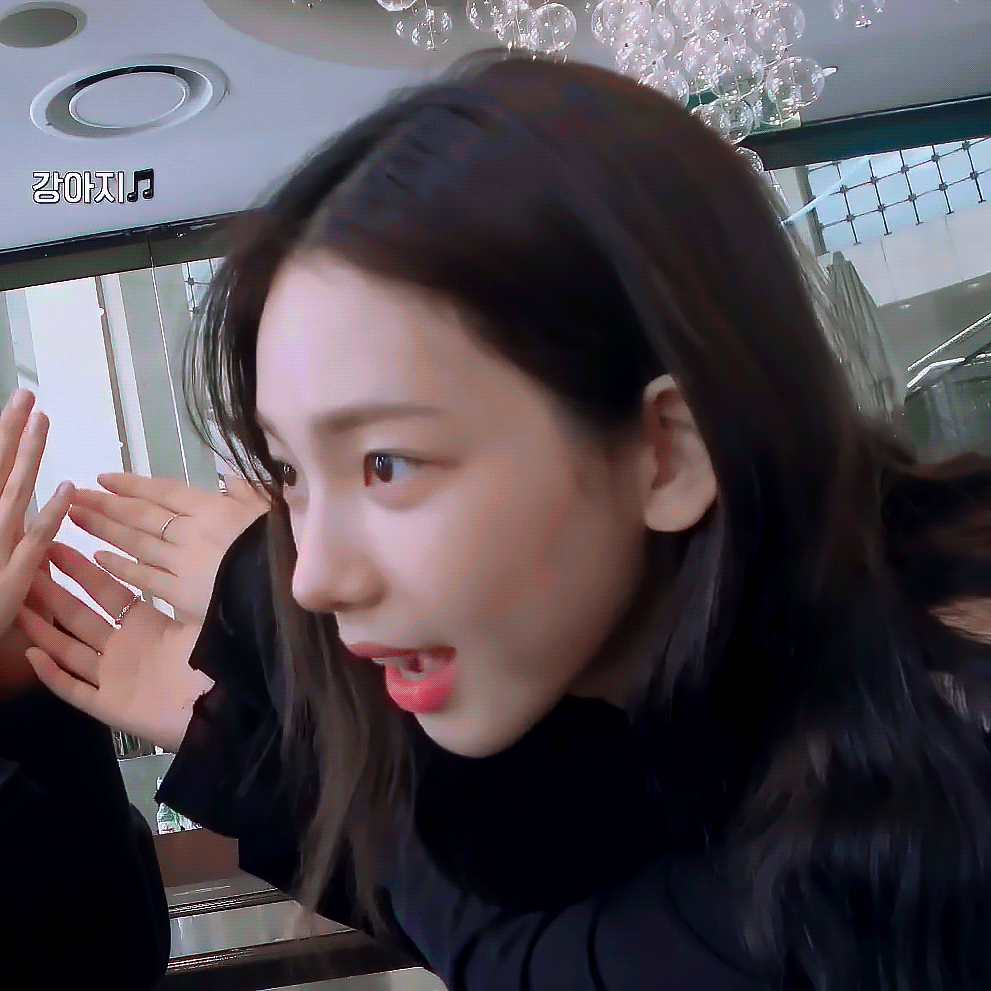 (스압)은근 귀여운 카리나.gif | 인스티즈