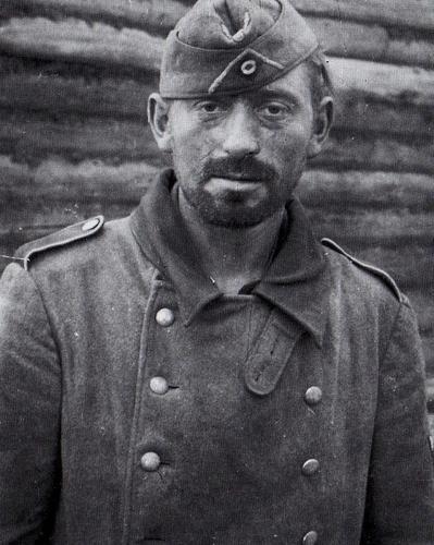 전쟁을 겪어 본 자만이 가지는 눈빛 | 인스티즈