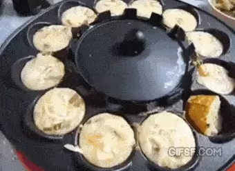 타코야키 뒤집는 기계.gif | 인스티즈