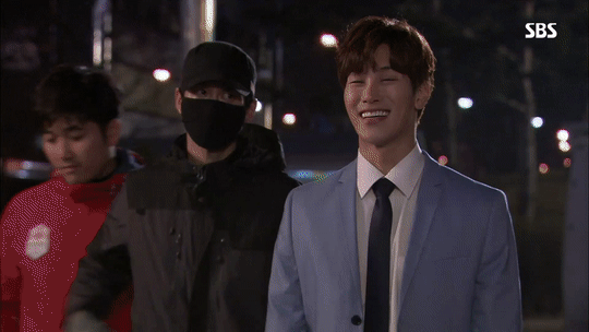 칼에 찔려도 비명을 못지르는 이유.jpg | 인스티즈